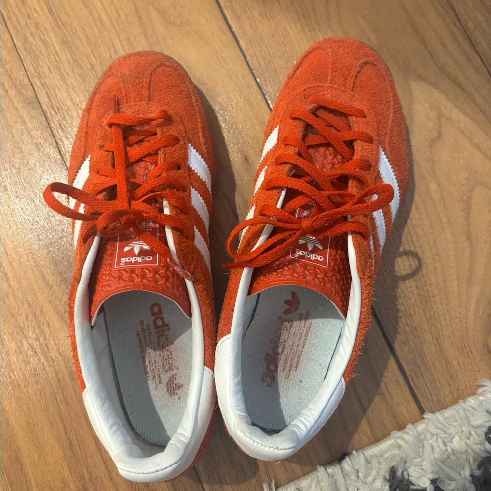 Adidas Gazelle Suede Trainers with White Stripes - Picture 4 of 5